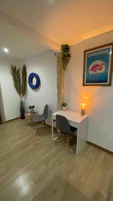 La + Belle Chambre Voutee Au Coeur De มงต์เปอลิเยร์ ภายนอก รูปภาพ