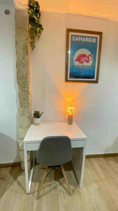 La + Belle Chambre Voutee Au Coeur De มงต์เปอลิเยร์ ภายนอก รูปภาพ