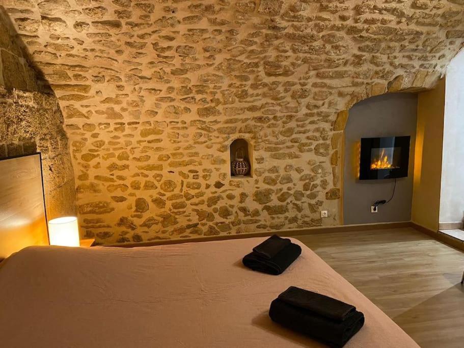 La + Belle Chambre Voutee Au Coeur De มงต์เปอลิเยร์ ภายนอก รูปภาพ